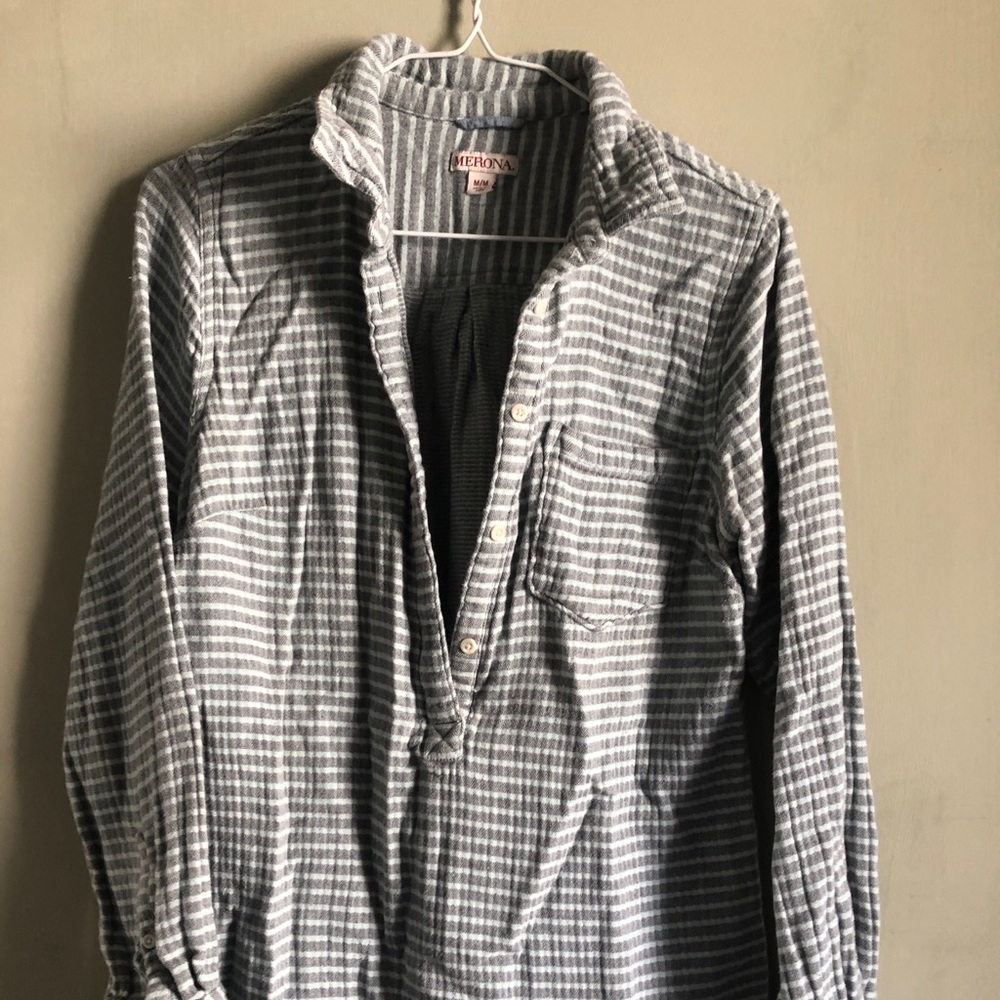 Women’s button down